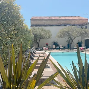 logis-les-magnanarelles.fr-provencehotel.com/